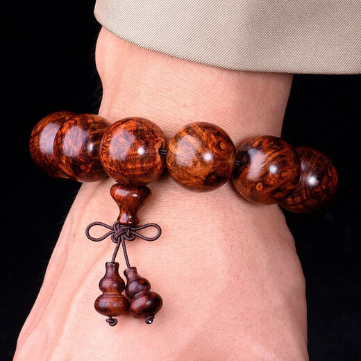 Lijiang Hainan Huanghuali Bracelet with galls and scars full of water ripples, sea yellow galls and scars, old material for men and women, old material, cross-eyed rosary beads 520 gifts for boyfriends, avocado old material, sea yellow with scars, 18mm 13 pieces
