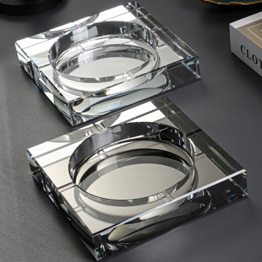Montrachet ashtray creative personality large office crystal glass light luxury living room home simple ashtray personalized custom gift 20 cm square gold-plated