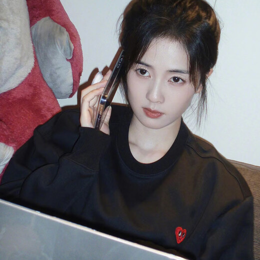 Charles Heart White Deer & Wang Churan Same Style Sweaters for Men and Women Couples Same Style Round Neck Loose Youth Bottoming Shirt Light Card L