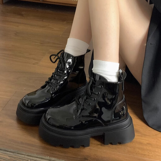 康姿蝶黑色马丁靴女2025秋季新款英伦风厚底增高复古百搭显瘦短靴子女 黑色亮光 37