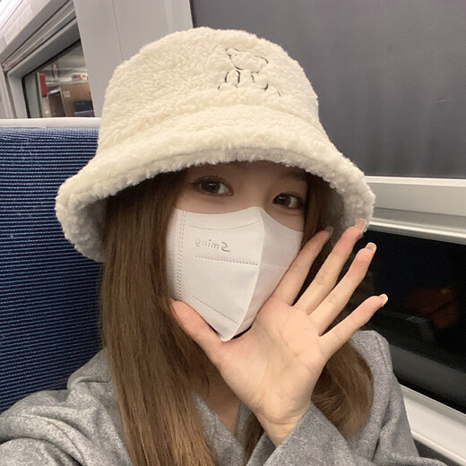 JIOESC Fisherman Hat Women's Autumn and Winter 2024 New Thick Warm Plush Cold Hat Big Head Circumference Showing Face Small Fishman Hat Bear Main Picture Style - Beige One Size (53-60cm)