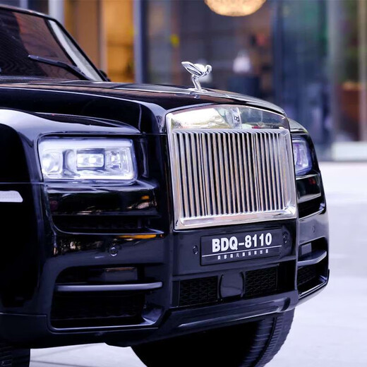 HAOWA Rolls-Royce Cullinan children's electric car for boys and girls remote control toy car off-road vehicle that can sit on four wheels, painted black/remote control/early education/soft seat/swing/12 electric drive