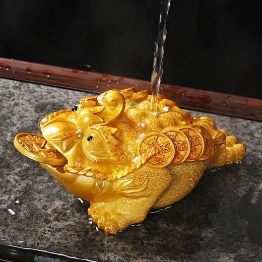 Golden toad tea pet ornaments can raise color-changing tea accessories, tea table, tea tray, tea ceremony, golden toad to attract wealth, tea table toad
