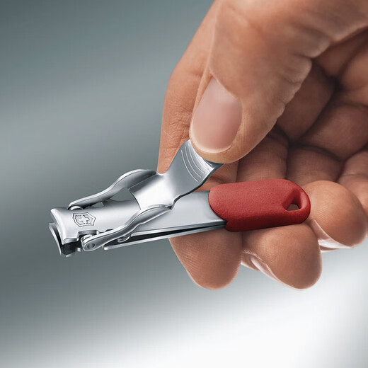 VICTORINOX Nagelknipser aus Edelstahl, 59 mm, multifunktionaler Nagelknipser für den Haushalt, Silber, 59 mm, Silberrot, 8.2050.B1
