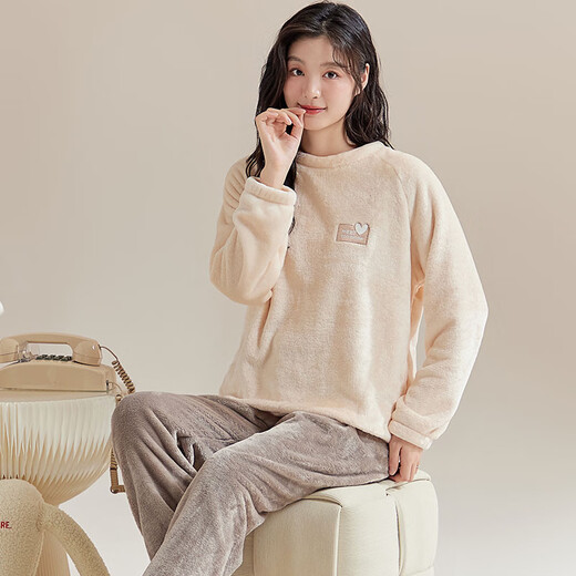 Oudifen Soft Velvet Suit Women's Pajamas Women's Autumn and Winter Flannel Wearable Outerwear Home Clothes Off-White XL