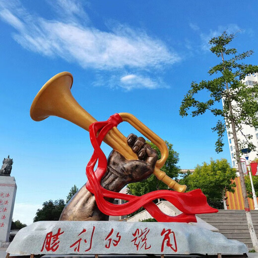 Ao Yanlai customized Red Army sculpture fiberglass cartoon Little Eighth Route Army statue character Long March across the grass relief large Cartoon Little Red Army sculpture Dingjin
