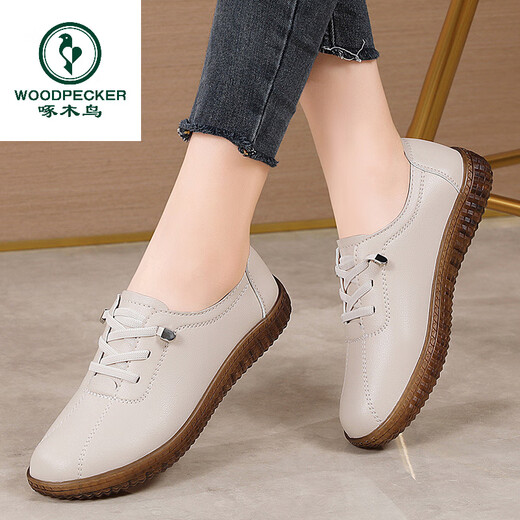Specht Frühling und Herbst weiche echte Leder-Kuh Sehne Sohle kleine Lederschuhe für Frauen bequeme weiche Sohle nicht rutschfeste Schnürschnüre mittlere und ältere Mutter Casual Schuhe 7373 Beige [Single] 35