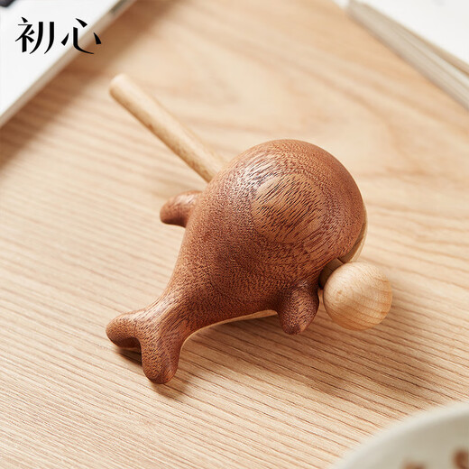 
Original Heart Wood Fish Unzipping Artifact Solid Wood Small Wood Fish Office Desktop Ornament Children's Birthday Gift Girls Boys Friends Wood Fish - Ebony Wood + Maple Wood