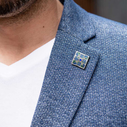 Kavlink Blue Emaille Square Brosche High-End-Kragen Pin Schnalle Halsschnalle Hals Ecke Schnalle Anzug Accessoires Herrenabzeichen Brustschnalle XZ-K006 Blue Juelian Brosche 17*17mm