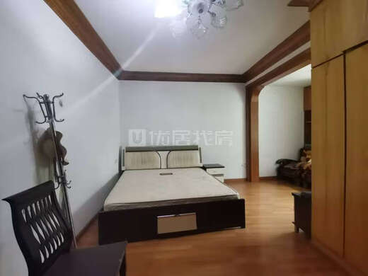 Common decoration, north-south transparent 111 square meters, 3 rooms, Yuanming Commercial and Residential Building, convenient to view houses, with keys