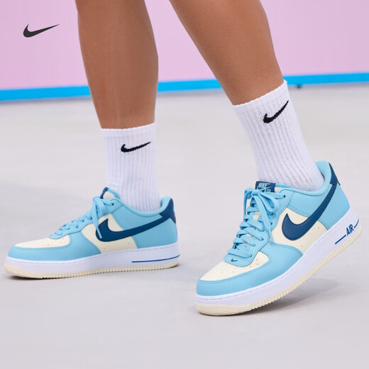 耐克（NIKE）AIR FORCE 1男子空军一号运动鞋夏季新款胶底HF4837 407水瓶蓝/庭蓝/椰奶色/白 38.5