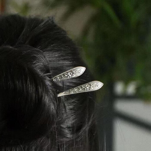 Shijun (SHIJUN) embossed peony new Chinese style hairpin one-character plain hairpin copper plated s925 silver niche hairpin Hanfu headdress in the Republic of China embossed peony silver hairpin