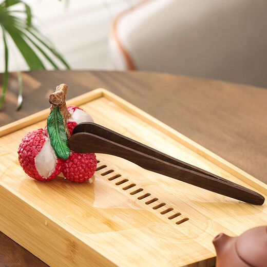 Lychee tea pet ornaments creative personality flush color changing tea play tea ceremony tea set accessories color changing jewelry tea making three pieces