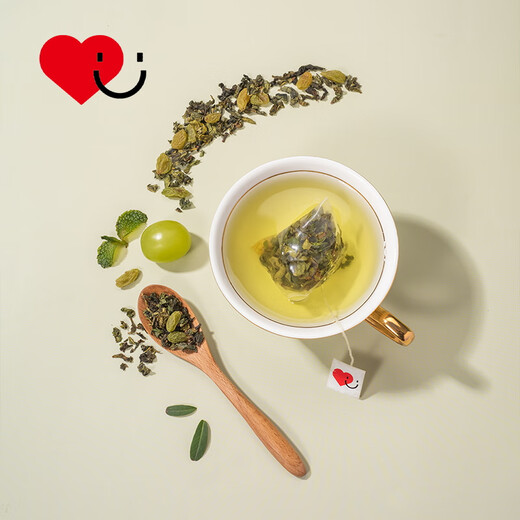 Ein Stück Papierblume handelt von Qingti Oolong Tee Obst Kamelien Früchte Kaltes Teeblatt Independent Dreieck Teebeutel kann kalt gebraut