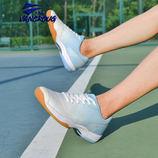 VANCROUG badminton shoes for men and women 2024 new breathable sports shoes training competition tennis table tennis shoes white light blue 35