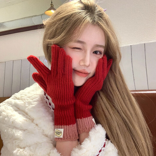
Shantoulin Village Christmas Red Wool Gloves for Women in Winter Extended Warm Knitted Anti-freeze Finger-Touchable Cute Gloves #1048-Red Hat + Gloves All Size