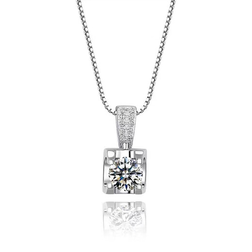 Fat Donglai same style platinum bull head pendant moissanite 18K diamond necklace 1 carat AU750 shopping mall same style female bull head full diamond 18K single pendant