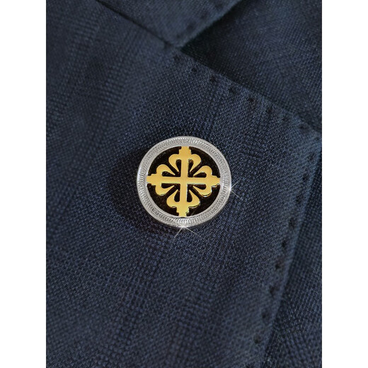 QUAMER gold store high-end men's brooch, light luxury iris collar pin, business suit, suit accessories, iris brooch (1 floating gift box)