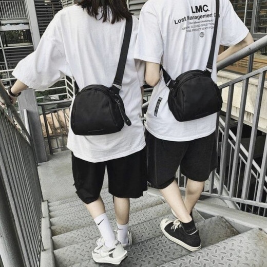 酷奇袋鼠牛津布贝壳包2025年新款男女通用时尚单肩包防水耐脏百搭斜挎包女 小号款