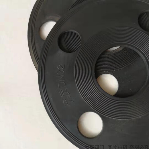 埃美柯带螺丝孔法兰橡胶垫片圆形黑胶耐油密封圈优质加厚国标阀门法兰垫 DN1506寸8个孔