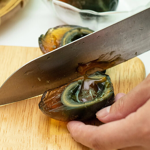 Songhua eggs, soft-boiled preserved eggs, runny duck eggs, preserved eggs, lead-free craft farmhouse eggs, 10 pieces (single piece is more than 60g) Songhua eggs, soft-boiled preserved eggs, runny duck eggs, preserved eggs, lead-free craft farmhouse eggs, 10 pieces (single piece is more than 60g)