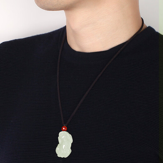 Red crisp hand Hetian jade pendant Pixiu pendant jade pendant large size