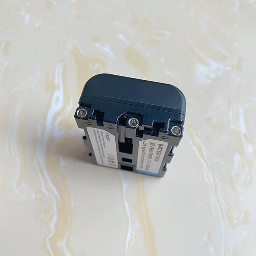 
Universal NP-FM50 lithium battery suitable for Sony FM30 FM55HF717 S70 S85 F828 charger camera Single charger
