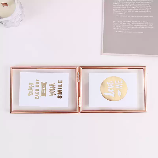 
The same double-sided transparent triple folding photo frame of the world-born star, 5-inch 678-inch glass metal picture frame empty frame album, rose gold two-pair - horizontal style 1 6-inch glass surface (photo 10.2*15.2cm)