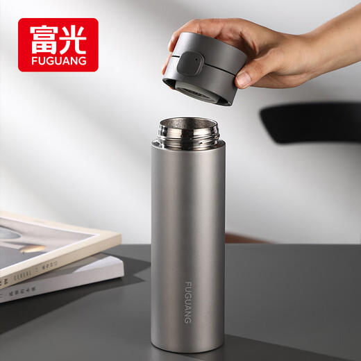 Fuguang titanium cup thermos cup for boys and girls large capacity water cup car portable office accompanying tea and water separation tea cup simple white titanium liner + titanium filter 460ml