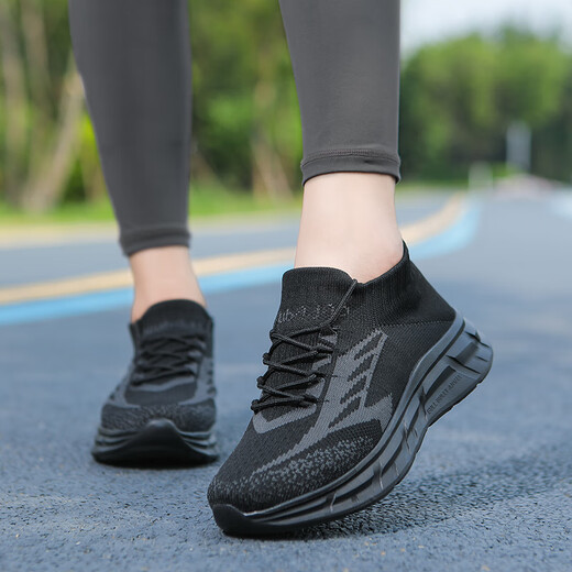 Niu Badao upgraded square dance shoes for men and women, the same style for four seasons, the new soft-soled tread dance shoes for 23115, black (same style for men and women) 37 (wide feet, fat feet, tall insteps, one size