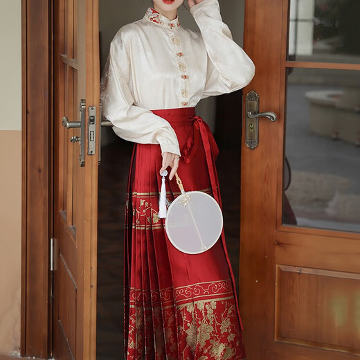 闻莺燕秋季汉服成人女织金红色马面裙全套小个子重工缎面提花衬衫套装 908杏色刺绣上衣+6221红色马面裙 M （建议体重105-120斤）