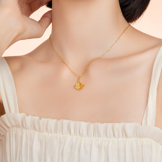 Liuguifu Jewelry Gold Pendant Xingfu Embrace 5D Hard Pure Gold Necklace Pendant FD0600555 priced at about 0.45g