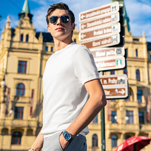 Mr. Cloth contrasting color round neck knitted T-shirt 2025 summer new skin-friendly cool men's short-sleeved ET15099 Haoyuebai S (165)