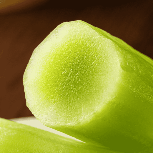 Stewing season peeled three-green lettuce segments 300g