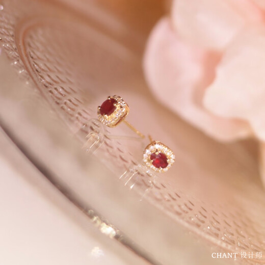 Puri 18K gold ruby earrings for women gold retro pigeon blood red earrings earrings sterling silver diamond square exquisite and compact rectangular pigeon blood ruby earrings