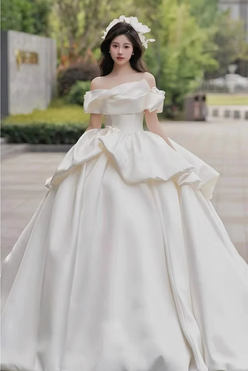 南月奚主婚纱法式缎面2025新娘质感豪华重工出门纱小个子长拖尾 白色单件婚纱齐地 S