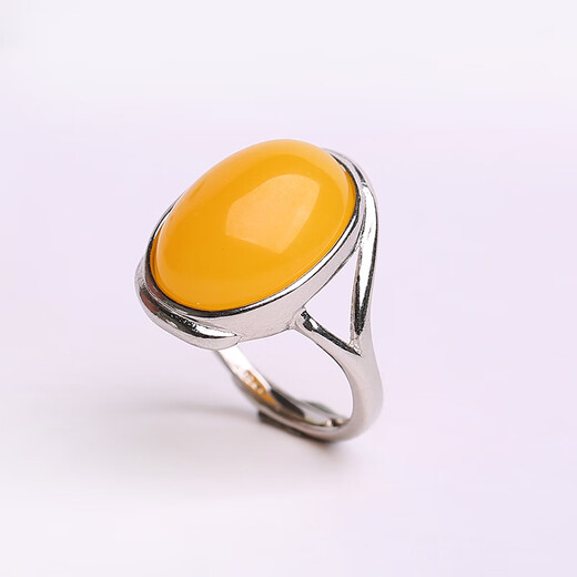 Core fragrant chicken fat yellow beeswax ring Laomi 925 silver fashion ring gold wine natural red blood amber amber oval ring B style blood amber silver ring default