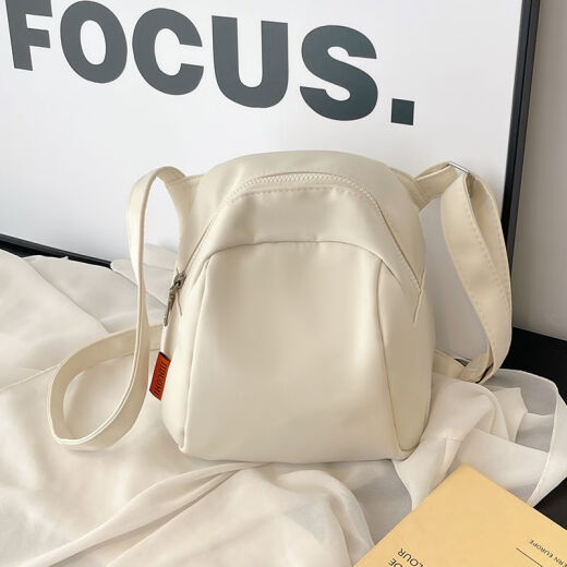 Tuzun Hochwertige Nischendesign Brustbeutel für Frauen 2024 Neue trendige Muschelbeutel Leicht und vielseitig große Kapazität Crossbody Bag Schwarz ohne Anhänger