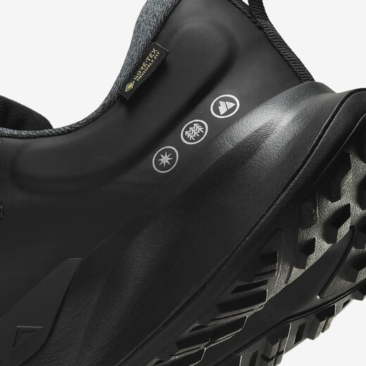 Nike (Nike) Chaussures masculines Été Nouvelles baskets Juniper Trail 2 Gore-Tex Tareshing Cross-Country Chaussures HM9734-001 Black / GTX Tabaginage imperméable 42