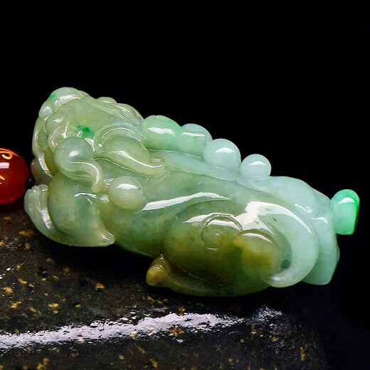 Un colgante de Jade Jade Pixiu de mil años, hombres y mujeres de flores flotantes de hielo Pixiu Jade, colgante Jade Jade, QZF681P