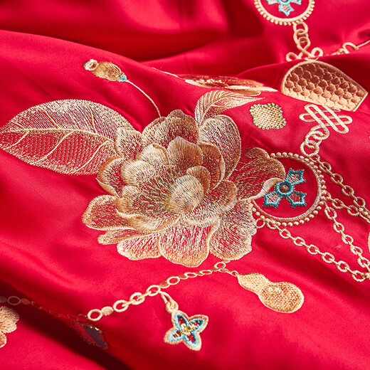 Wedding four-piece set, wedding bedding, embroidered quilt cover, brushed set, red wedding Chinese-style eight-piece quilt set, romantic accompanying 1.5-1.8m bed sheet eight-piece set