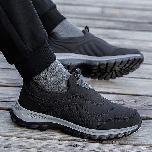 Zunshi pipe elderly shoes men's summer breathable non-slip soft sole dad shoes middle-aged and elderly walking shoes comfortable mesh mother shoes 9207 black men's style 39