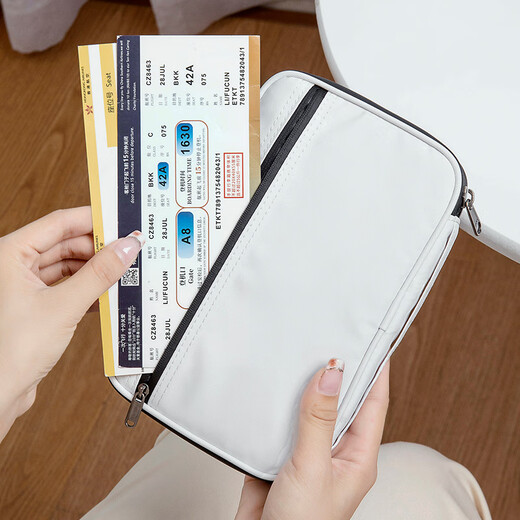 
RFID anti-theft passport clip wallet travel abroad portable large capacity storage bag waterproof travel ID bag small white