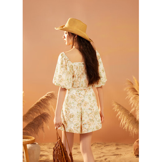 Zihan (ZIHAN) Zihan holiday style floral top and shorts set for women summer shirt and casual pants two-piece set with midsole print M