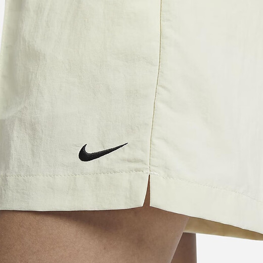 耐克（NIKE）运动裤女子夏季时尚休闲百搭中腰梭织短裤 FV6623-020 XL