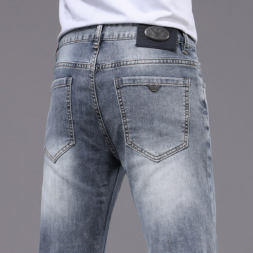 
Emporio Armani new trendy jeans men's summer thin stretch slim small feet high-end light-colored trousers light color 9901 30 size waist 2 feet 3