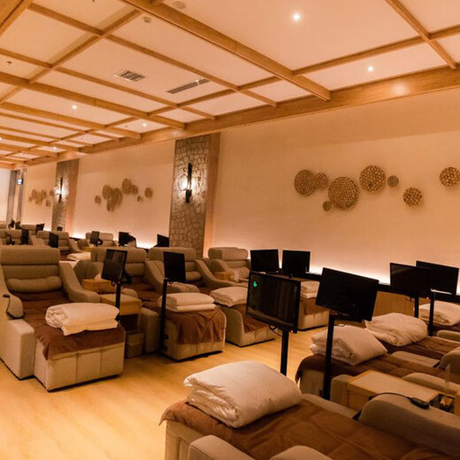 Tonghua Wanfeng Luming Hot Spring Hotel November 24th, November 25th Hot Spring Family Room (including ski equipment)