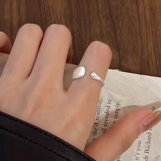 Qiuyu sterling silver frosted vegetarian ring index finger ring for women niche design high-end fashion open ring Christmas gift sterling silver ring exquisite gift box