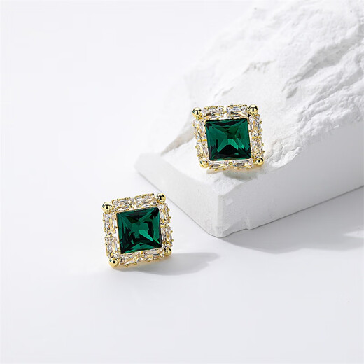 Qlady Green Niche Earrings Feminine High Quality Silver Needle Earrings 2025 Young Luxury Earrings Birthday Gift