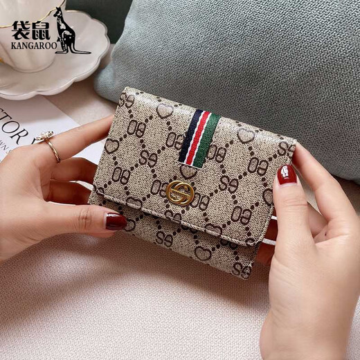 袋鼠（KANGAROO）折叠女士钱包女短款小众设计感2025新款时尚卡包女士精致迷你百搭 杏色(12卡位可放驾驶证)
